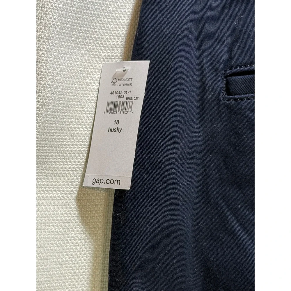 Gap Kids Boys Navy Blue Flat Front Chino Pants Husky Size 18 NWT 461042-01-1